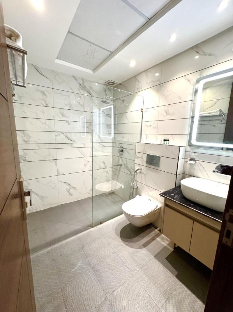 Hotel Prism Grand à Zirakpur Extérieur photo